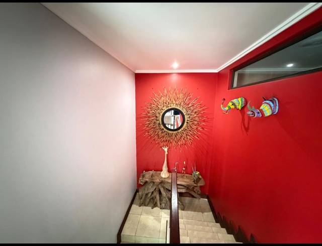 4 BEDROOM TOWNHOUSE FOR SALE IN ZIMBALI ESTATE